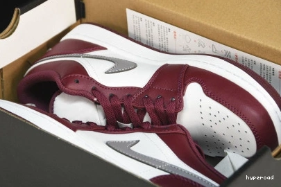 Hyperoad Bordeaux White 1 Low Jordan 0924